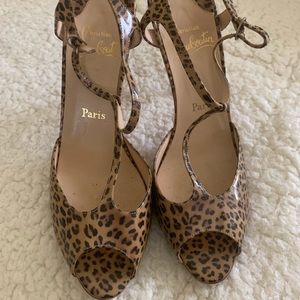 Leopard ankle strap, peep toe, Christian Louboutin